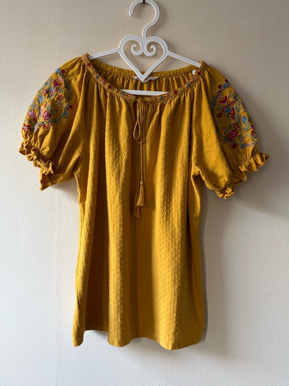Solitaire Embroidered Cotton Top Size M